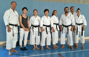 F.v. shihan Henriksen, fru Okamura, Rika Usami, Mie Nakayama, Mariam, Antonio-Diaz, Mikael og Ronja